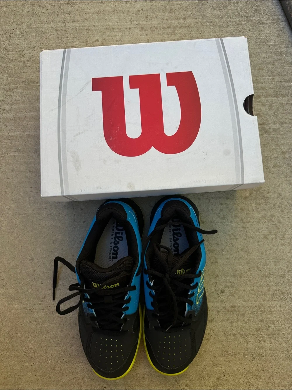 Wilson Stroke JR Tennis Shoes - Black & Blue size 5